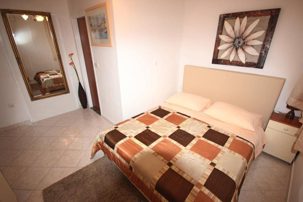 Small Apartment For A Great Holiday Zadar Exterior foto